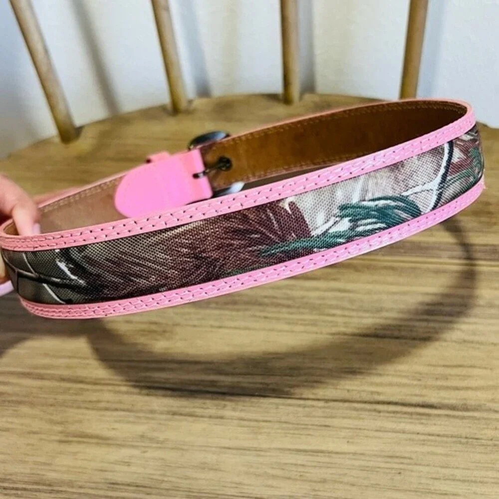 Girl’s Camo/Pink Trimmed Genuine Bonded Leather Belt in Size Medium